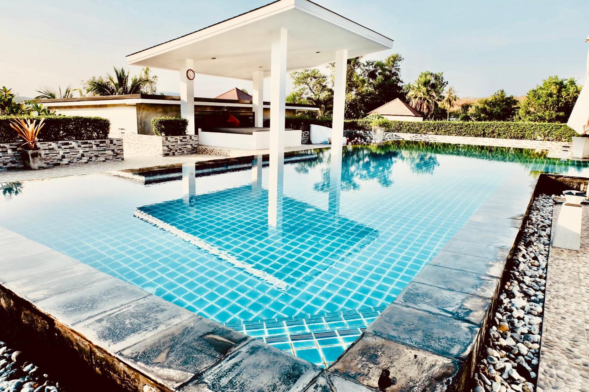 Destination39 Hotel Thalang Exterior photo